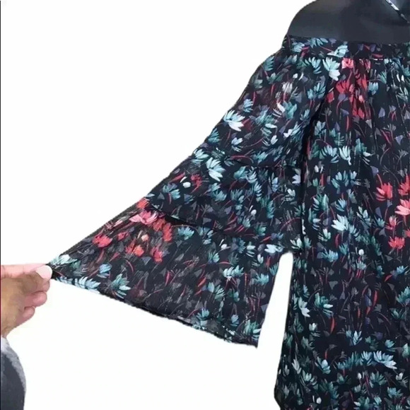 1. State The Curator Blouse Size L—B2 - Picture 6 of 8